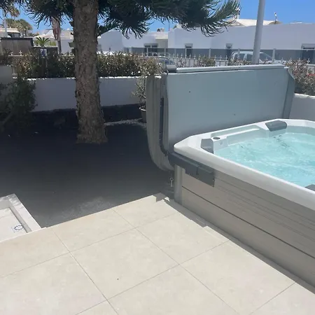 Carmiña Puerto del Carmen (Lanzarote)