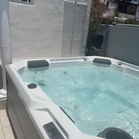 Carmiña Villa Puerto del Carmen (Lanzarote)